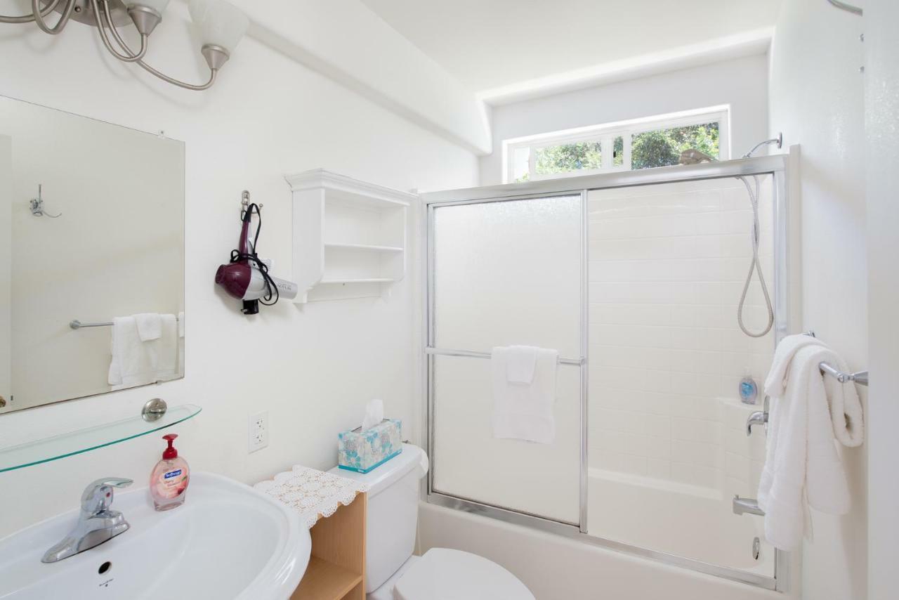 Bears' Place Guest House Kalaoa Екстер'єр фото